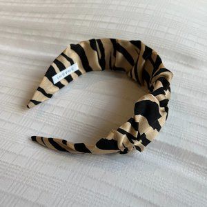 SHASHI Animal Print Hair Band